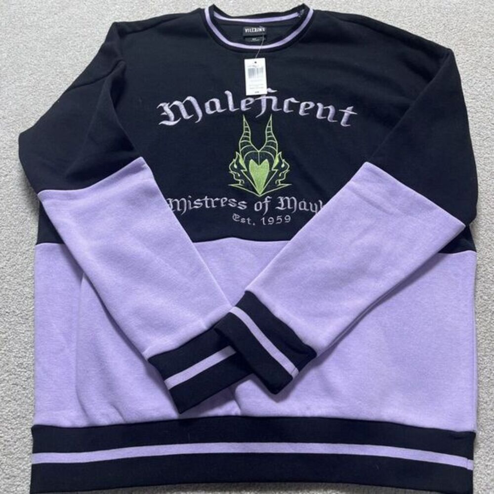 NEW W/tags Disney Villains‎ Sleeping Beauty Maleficent Mayhem Crewneck SZ Small